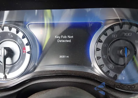 2022 Chrysler 300 S из США, поврежденный, VIN 2C3CCABGXNH170698